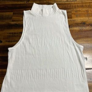 American Eagle Turtleneck Tanktop Large